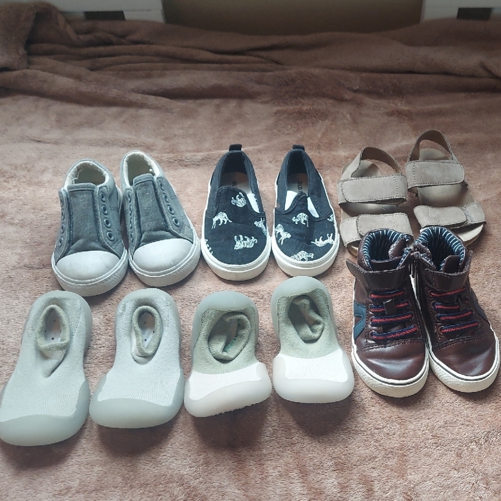 Stylish Kids Shoe Shoes Bundle. Cat & Jack, Old Navy, Max And Jake. Baby Size 5